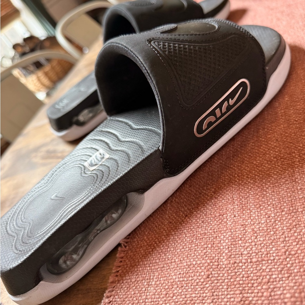 Nike Men's Black and White Air Slide Sandals - Picture 2 of 6
